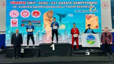 Sakarya Büyükşehir Belediyesi sporcuları Ankara'da düzenlenen Türkiye Karate Şampiyonası'nda başarılı