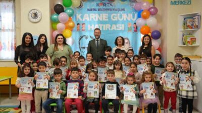 Kartal Belediyesi'ne bağlı 14 kreşte karne töreni düzenlendi. Başkan Yardımcıları