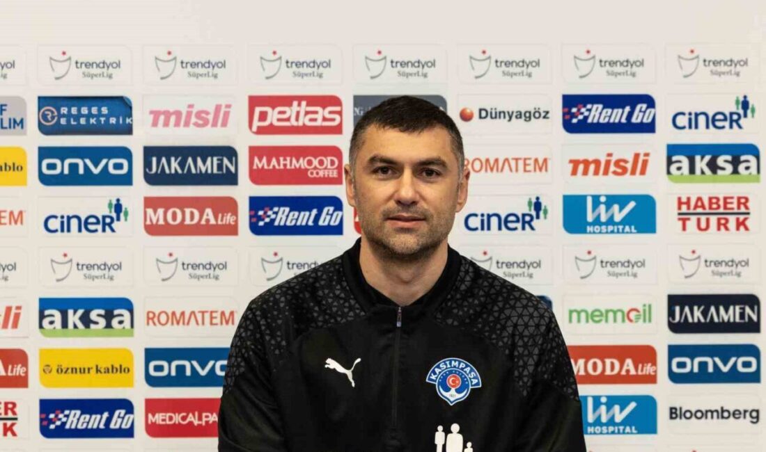 Kasımpaşa, yeni teknik direktör olarak Burak Yılmaz'ı açıkladı.