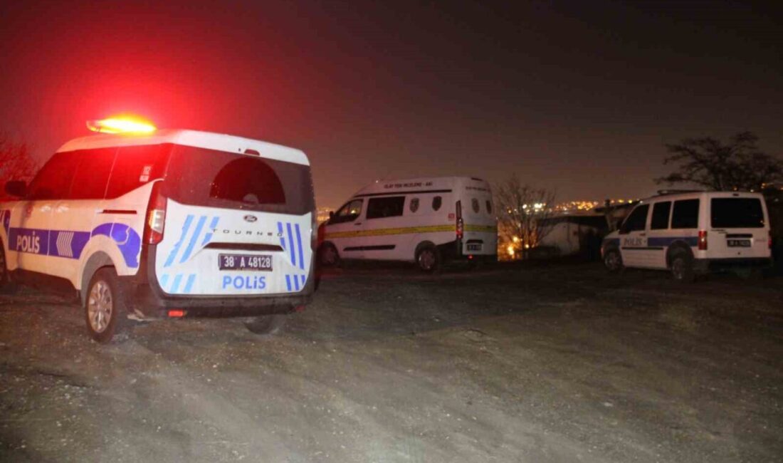Kayseri Melikgazi'de iki grup arasında çıkan kavgada bir kişi ağır