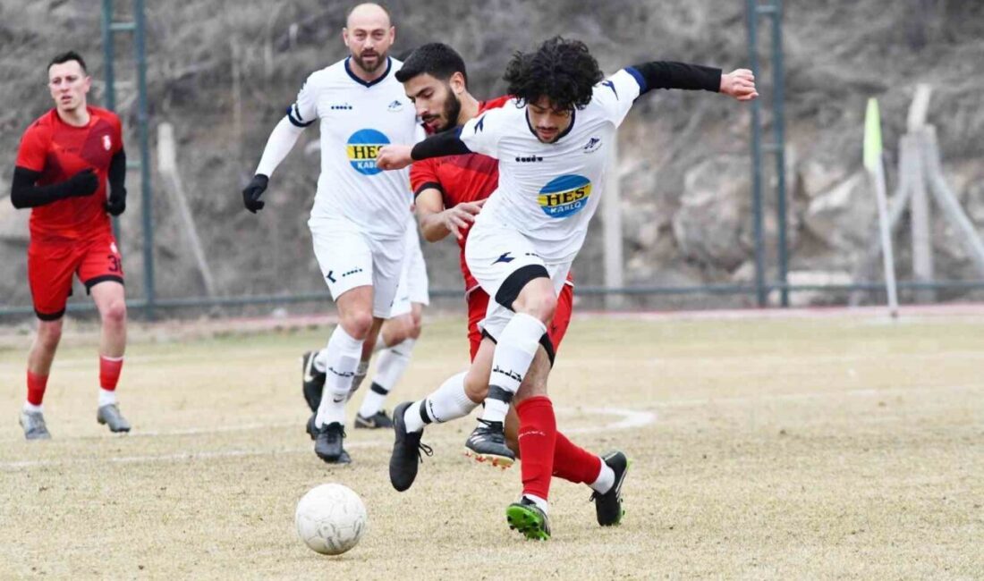 Hacılar Erciyesspor, Kayseri Şeker Süper Amatör Küme A Grubu’nda lider