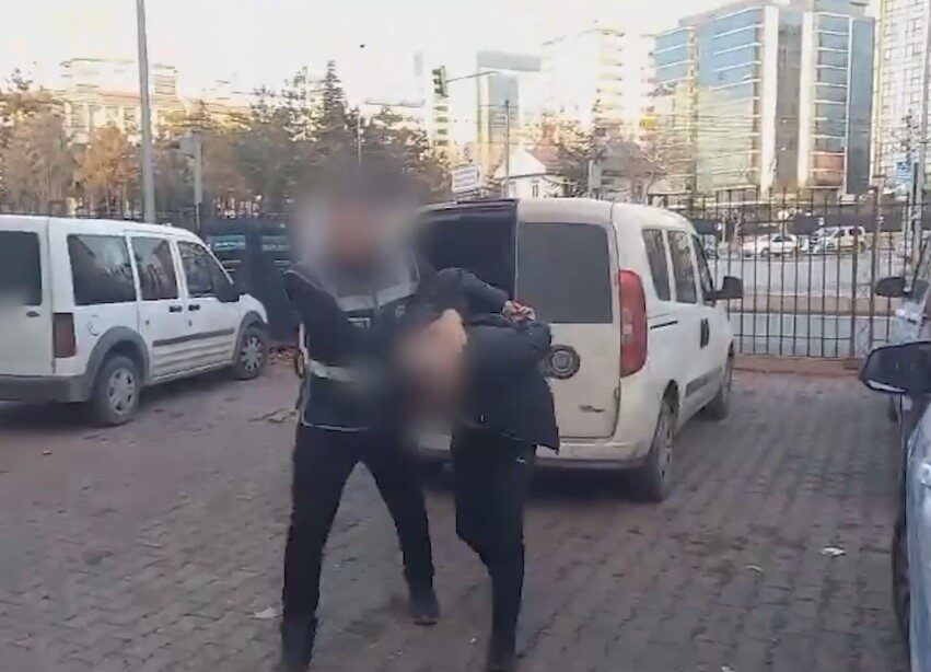 Hırsızlık suçundan hapis cezası bulunan şahıs yakalandı. Kayseri'de hırsızlık suçundan 13