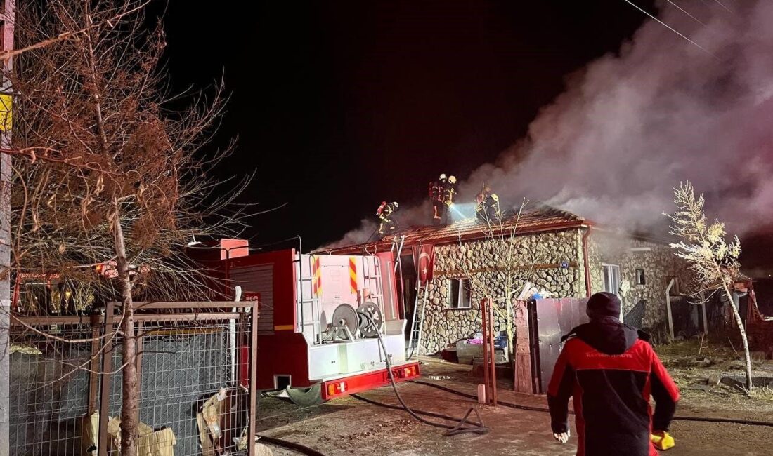 Kayseri’de müstakil evde korkutan yangın Melikgazi ilçesinde çıkan yangın,
