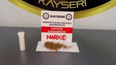 Kayseri'de Narkotik Suçlarla Mücadele Şube Müdürlüğü ekipleri, 22 gram uyuşturucu