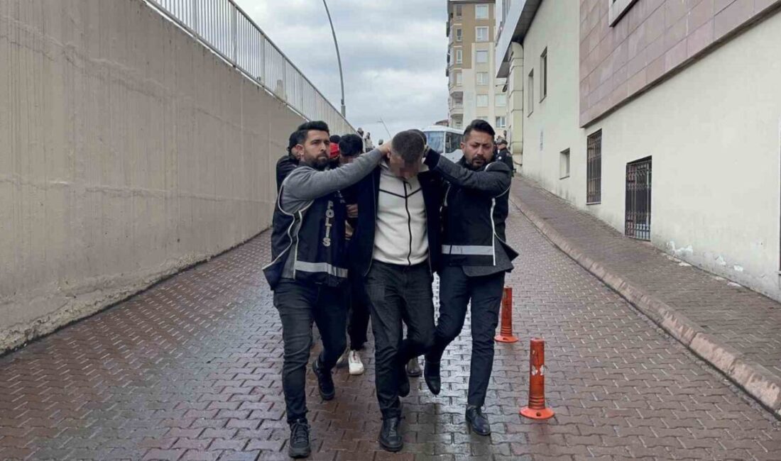 Kayseri'de düzenlenen operasyonda 17 şüpheliden 13'ü tutuklandı. Suç örgütüne yönelik
