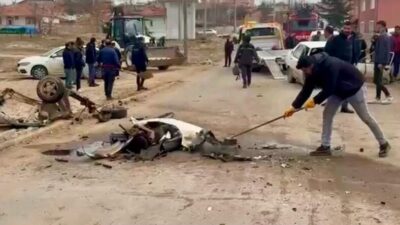 Mucur ilçesindeki kazada M.E.E. isimli sürücü ağır yaralandı. Olay yerine