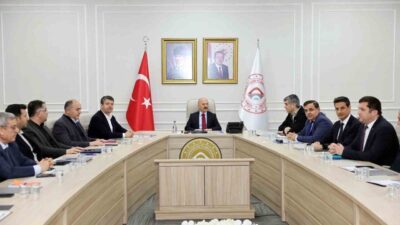 Adıyaman'da Vali Osman Varol başkanlığında Kentsel Altyapı Çalışmaları Koordinasyon Toplantısı