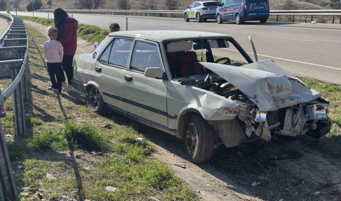 Kilis'te meydana gelen trafik kazasında A.K. yönetimindeki otomobil bariyerlere çarptı,