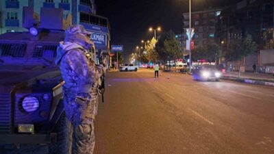 Kilis’te yılbaşı gecesi yaşanabilecek olumsuzluklara karşı yoğun güvenlik önlemleri alındı.