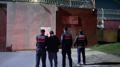 Kocaeli ve İstanbul'da eş zamanlı operasyon düzenlendi. DEAŞ üyesi oldukları