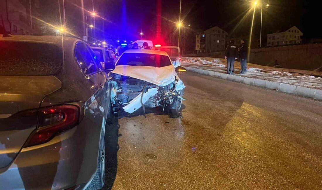 Bayburt'ta gece meydana gelen trafik kazasında 58 TP 344 plakalı