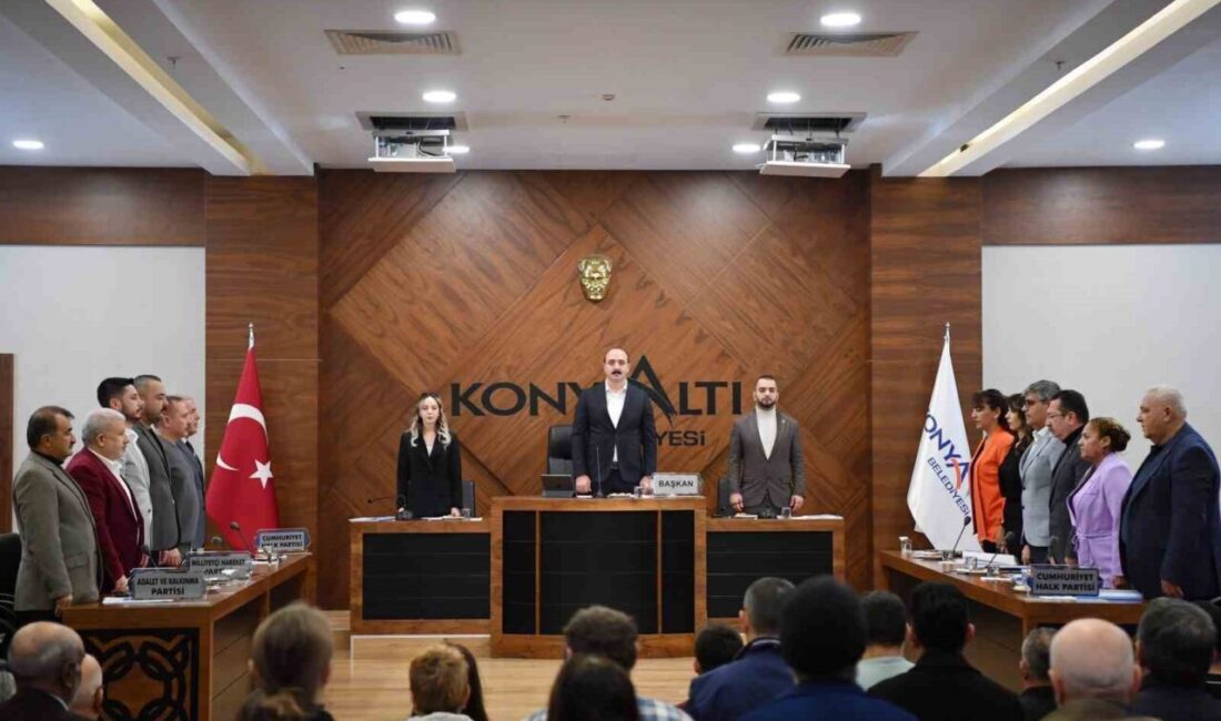 Konyaaltı Belediye Başkanı Cem Kotan, 2024 yılında 40 projeden 8'ini