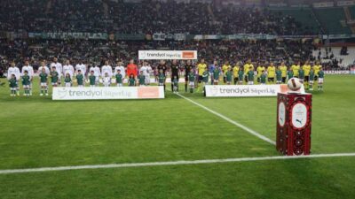 Fenerbahçe, deplasmanda Konyaspor ile 47. kez karşılaşacak. Sarı-lacivertliler, galibiyet serisini