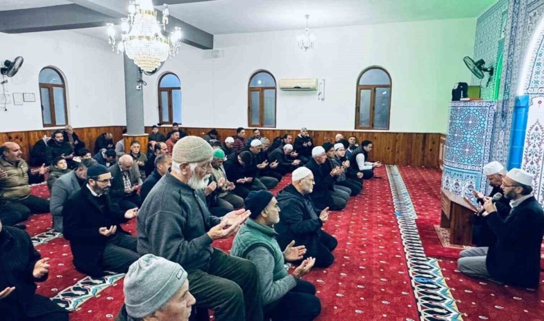 Köyceğiz İlçe Müftülüğü tarafından Toparlar Gayasarlıoğlu Camiinde sabah namazı buluşması