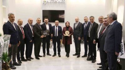 KTO Başkanı Ömer Gülsoy ve KAYSO Başkanı Mehmet Büyüksimitci, İstanbul