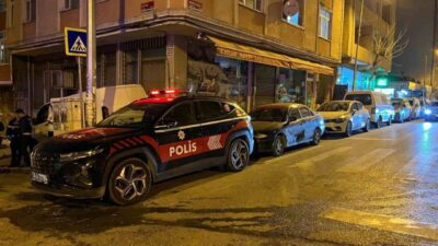 Küçükçekmece'de fırından ekmek alıp eve dönen Serdar A., husumetlileri tarafından