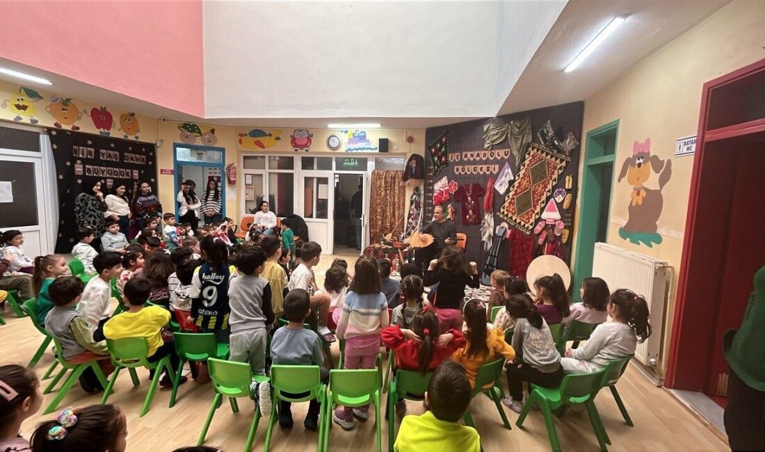 Kulu’da minik öğrencilere yöresel eşyalar tanıtıldı Kulu ilçesindeki anaokulunda İç