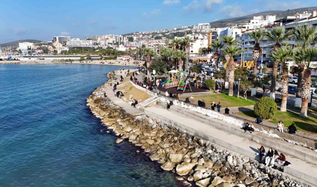 Kuşadası'nda Ocak ayının ilk haftasında sıcak hava etkisiyle güneşin ve