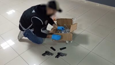Malatya'da yasa dışı silah ticareti yaptığı belirlenen şüphelilere yönelik operasyonda