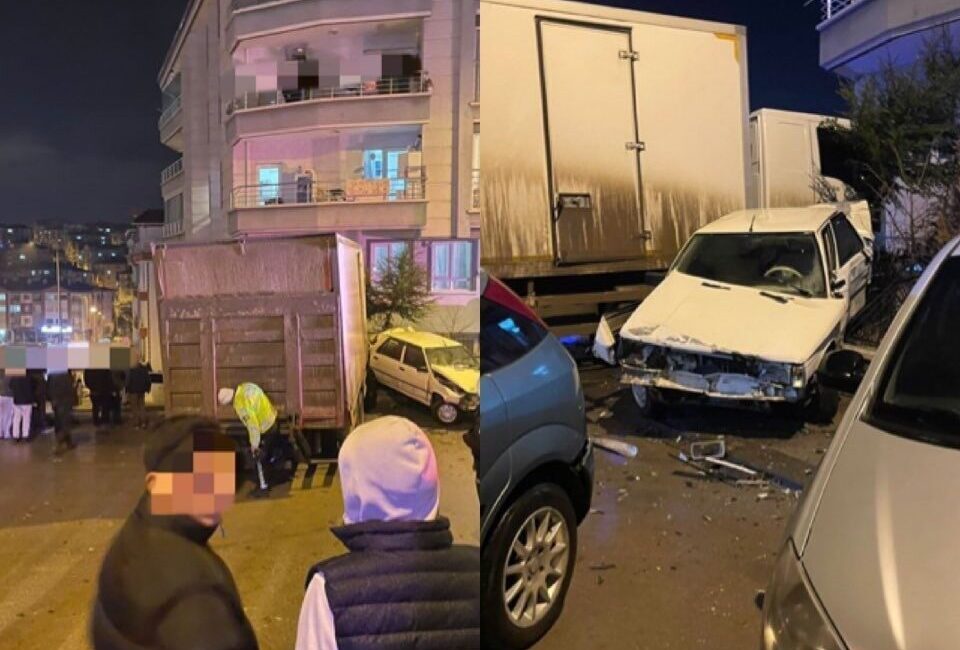 Mamak'ta freni patlayan kamyon, Başak Mahallesi'nde 2 araca çarparak durabildi.