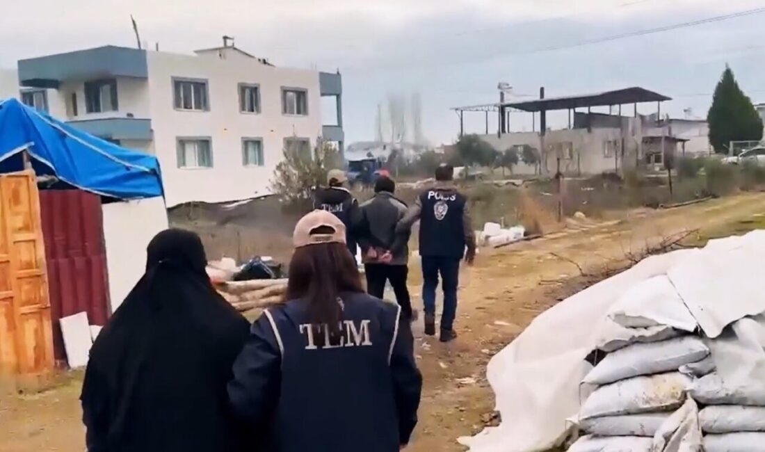 Manisa, Adana ve İzmir'de eş zamanlı operasyonlarla DEAŞ silahlı terör