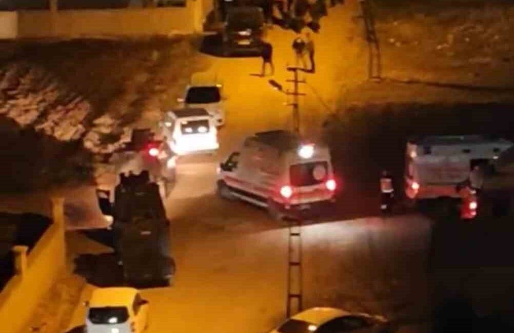 Mardin Kızıltepe'de çıkan silahlı kavgada 3 kişi yaralandı. B.D. ve