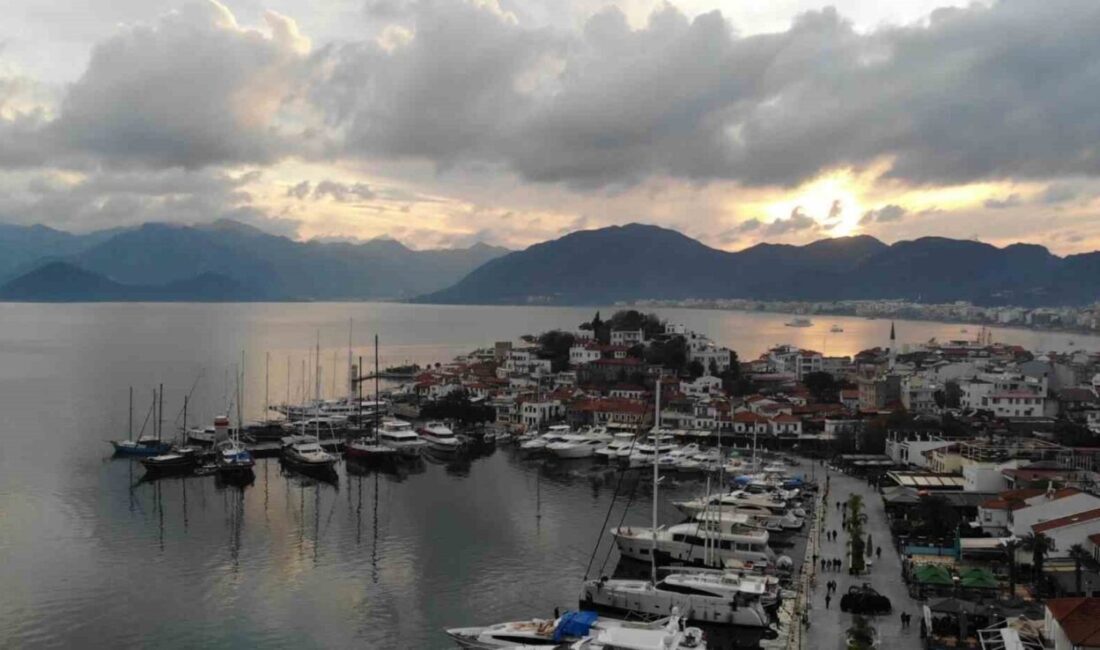Marmaris’te yağışlı hava etkisini sürdürüyor Muğla'nın Marmaris ilçesinde devam