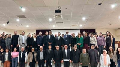 Muğla'da Marmaris'te okul yöneticilerine bağımlılık farkındalığı semineri verildi. Seminerde bağımlılıkla