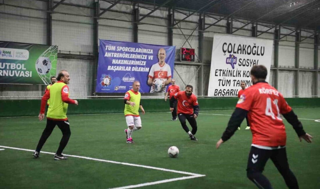 Körfez Belediyesi meclis üyeleri, Alparslan Türkeş Spor Kompleksi'nde dostluk kazandığı