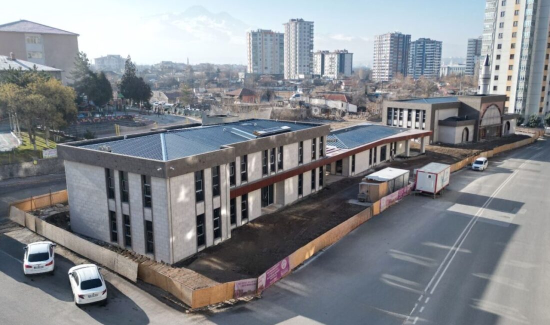 Melikgazi Belediye Başkanı Doç. Dr. Mustafa Palancıoğlu, Gültepe Mahallesi'nde 3