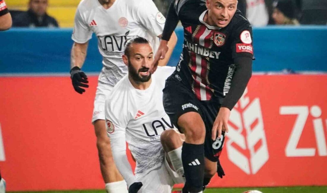Menemen FK, Gaziantep FK'tan kiralık olarak 20 yaşındaki Eren Çakır'ı