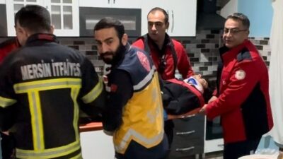 Mersin'de evin damında oynayan 16 yaşındaki Arda A., havalandırma boşluğuna