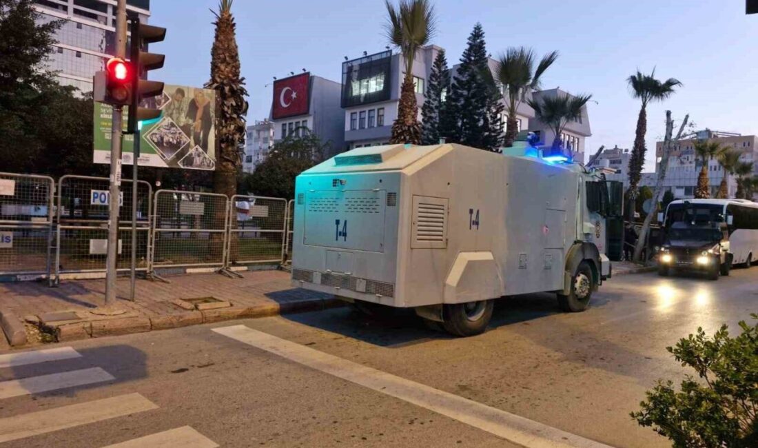 Mersin’de DEM Partili Akdeniz Belediye Başkanı gözaltına alındı Mersin'de DEM Partili Akdeniz