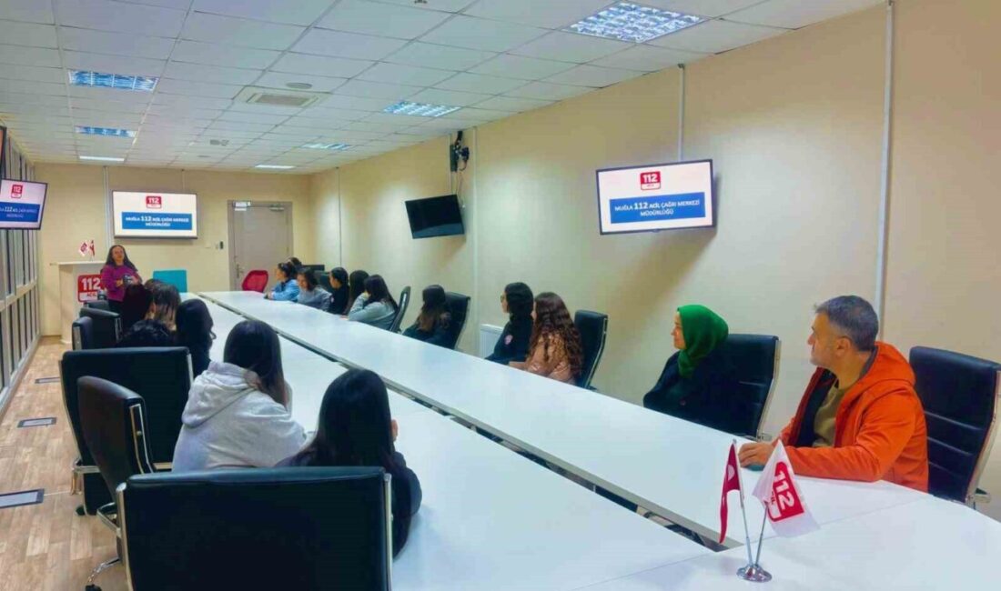 Meslek Lisesi öğrencileri Muğla 112 Acil Çağrı Merkezi’ni ziyaret etti Muğla Menteşe Şifa Hatun
