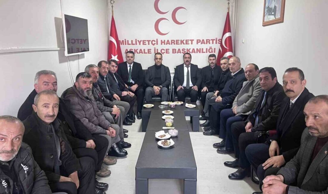 MHP Erzurum İl Başkanı Adem Yurdagül, beraberinde yönetim kurulu üyeleri