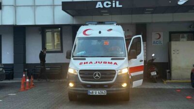 Muğla'nın Milas ilçesindeki bir olayda, balkondan düşen ve çenesinde kırıklar