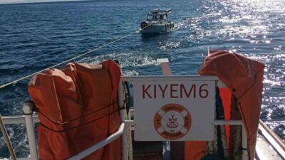 Muğla Bodrum'da motor arızalı teknenin sürüklenmesi sonucu Bodrum Çelebi Adası