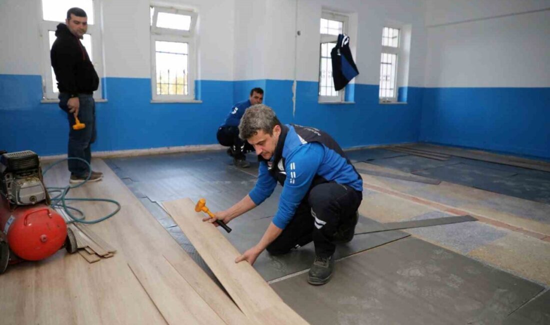 Muğla Büyükşehir Belediyesi, 16 okulda tadilat çalışmalarına başladı. Okullarda parke