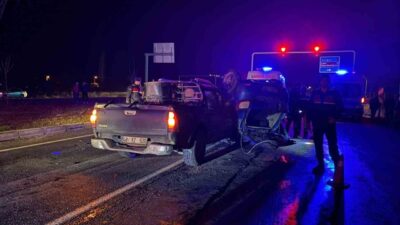 Muğla'nın Yatağan ilçesinde meydana gelen trafik kazasında 2 kişi hayatını