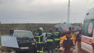Muratlı-Tekirdağ karayolunda çarpışan araçlar sonucu 2 kişi yaralandı. Kaza, cezaevi