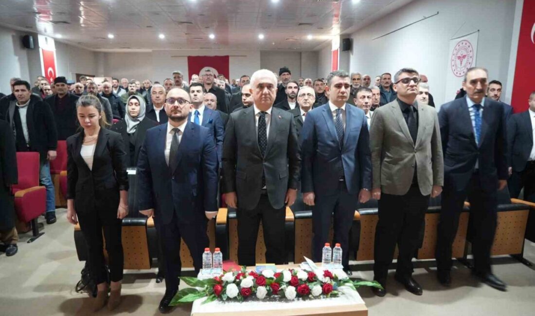 Muş İl Sağlık Müdürlüğü tarafından düzenlenen bağımlılıkla mücadele seminerine Muş