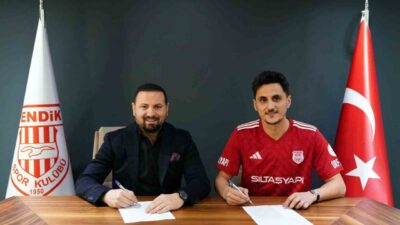 Pendikspor, Mustafa Pektemek'i kiralık olarak transfer ederek kadrosunu güçlendirdi. Tecrübeli