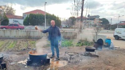Sarıgöl'de üzüm üreticisi Musa Topdemir, 2024 yılı ürünü Çekirdeksiz Sultaniye