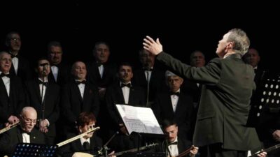 Odunpazarı Halk Eğitim Merkezi'nin Türk Halk Müziği Konseri büyük beğeni