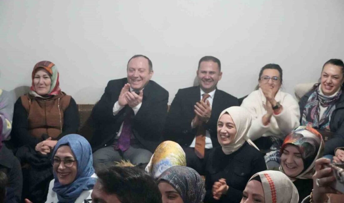 Öğretmen Akademileri’nde köy seyirlik oyunları Erzurum'da düzenlenen "Köy Seyirlik