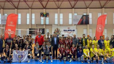 Okul Sporları Voleybol Yıldız İl Birinciliği müsabakaları sona erdi. Gevher