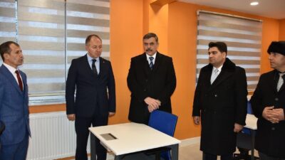 Erzurum'un Olur ilçesinde Vali Mustafa Çiftçi'nin de katıldığı Gençlik Merkezi
