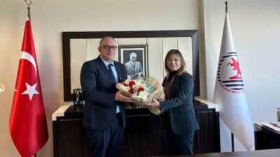 OMÜ Diş Hekimliği Fakültesi Dekanlığına Prof. Dr. Kaan Gündüz atandı.