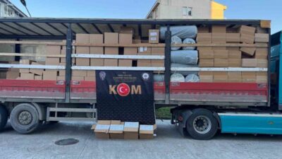 Ordu'da polis ekipleri, Fatsa ilçesinde durdurdukları bir tırda 5 milyon