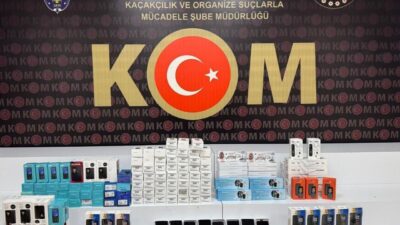 Kumru ilçesinde yapılan operasyonda 185 kaçak cep telefonu ve 214